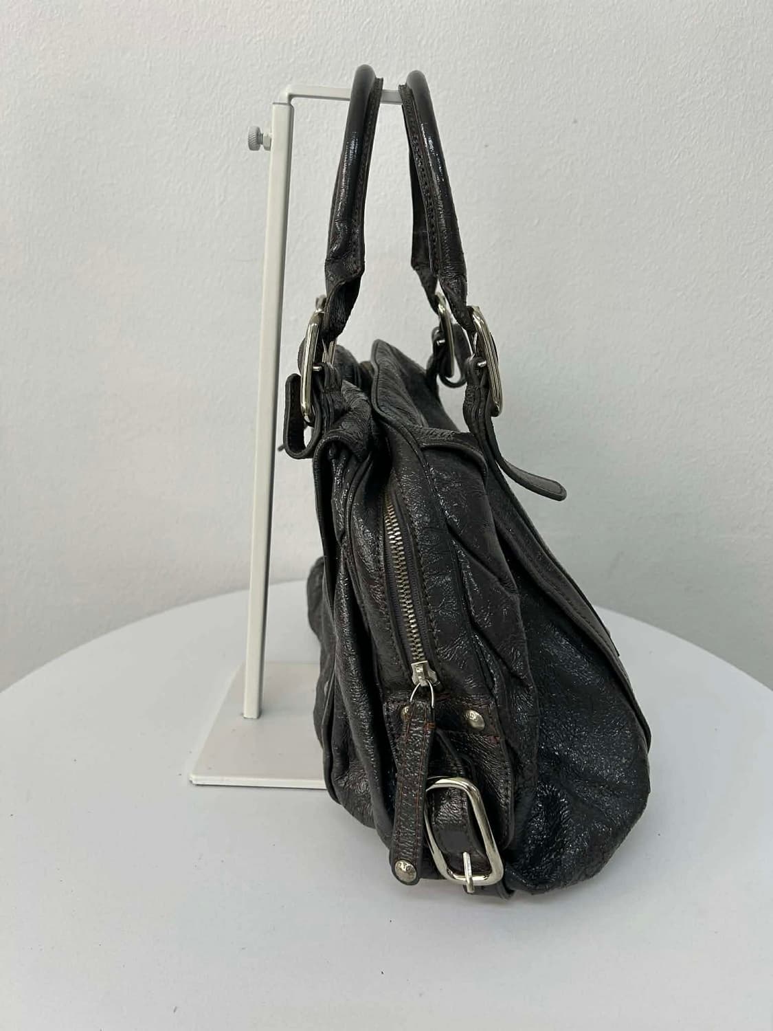 토즈 에나멜 가죽 보스톤 숄더 토트백 상품이미지3