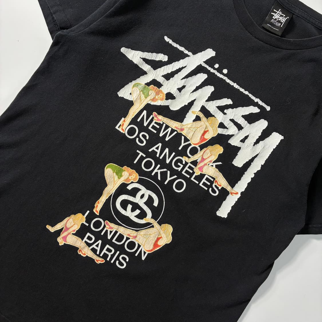 Stussy  스투시 월드투어 핀업걸 블랙 반팔 티셔츠  상품이미지4