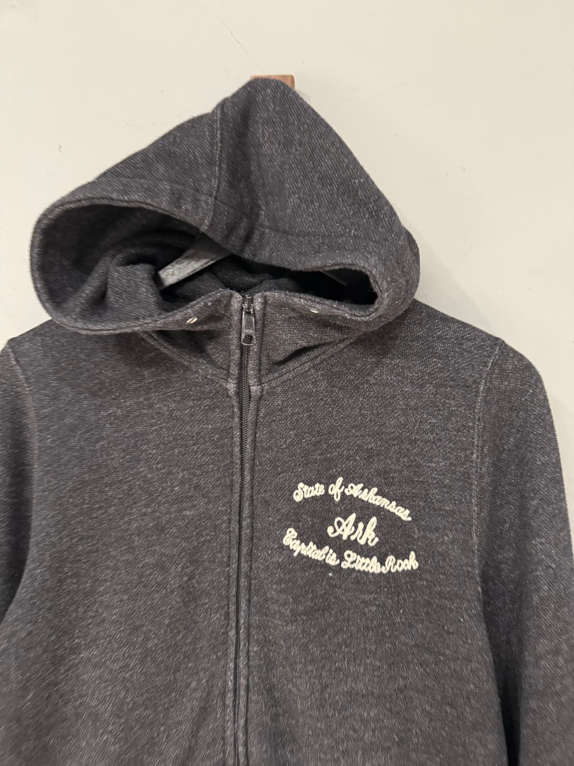 back number back lettering hood zip-up 상품이미지6