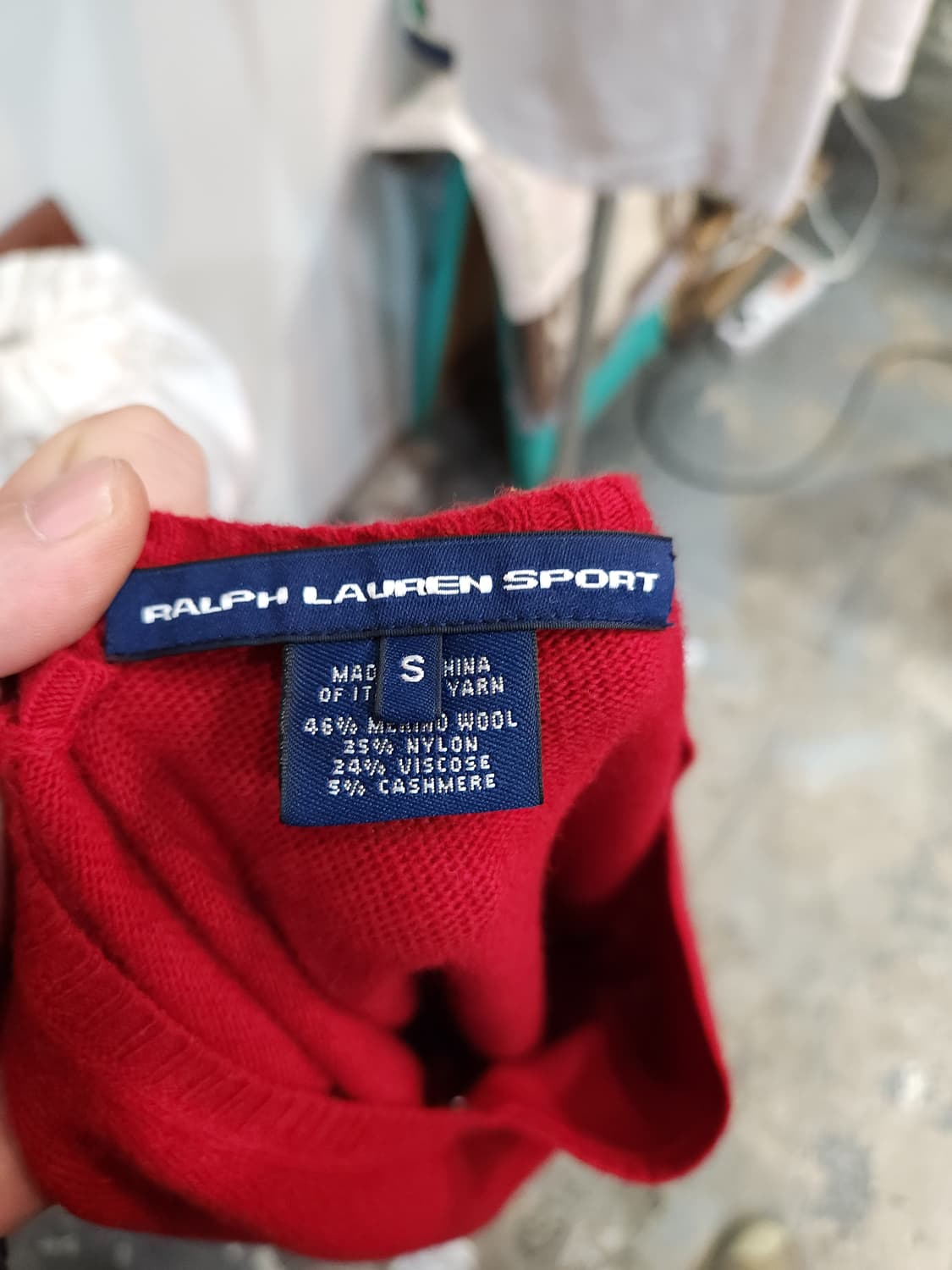 폴로 랄프로렌 울 캐시미어 혼방 브이넥 니트 상품이미지2