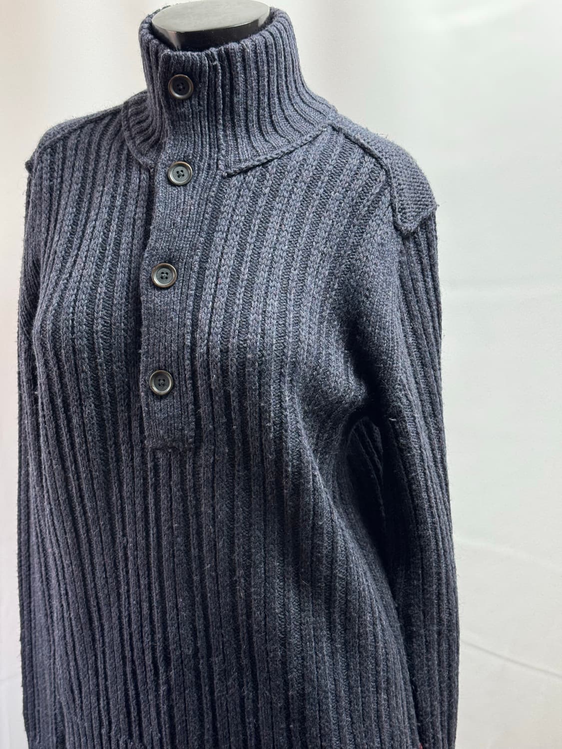 banana republic / 바나나리퍼블릭 하이넥 버튼 니트 상품이미지2