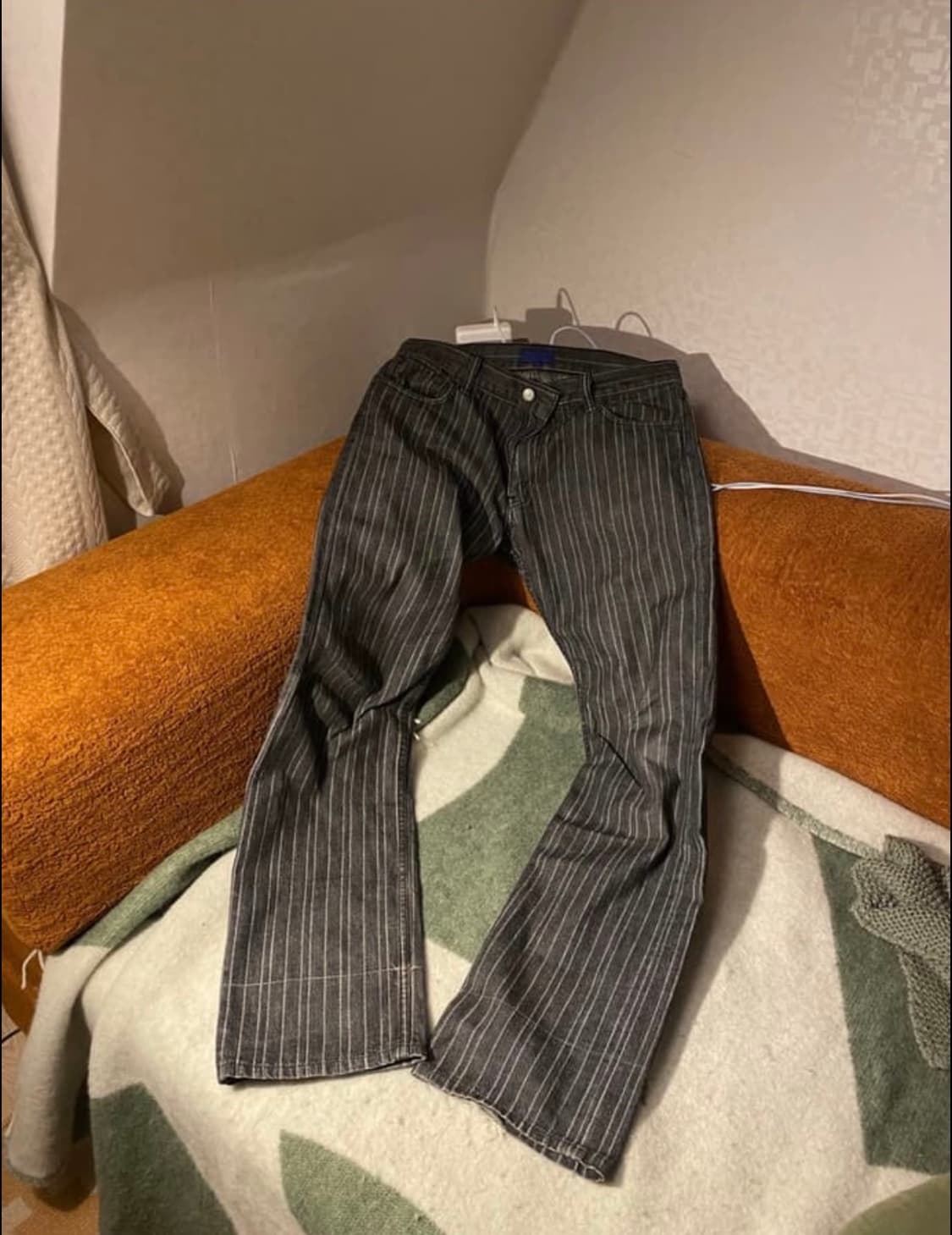 빔즈 스트라이프 부츠컷 플레어진 상품이미지1