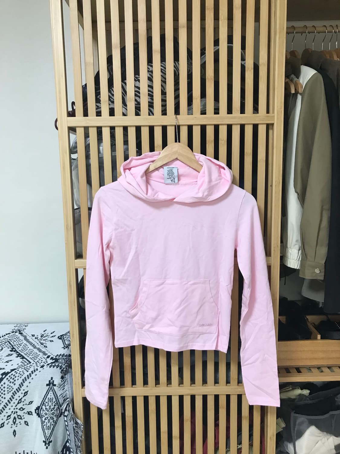 크롭 긴팔 후드티 상품이미지1