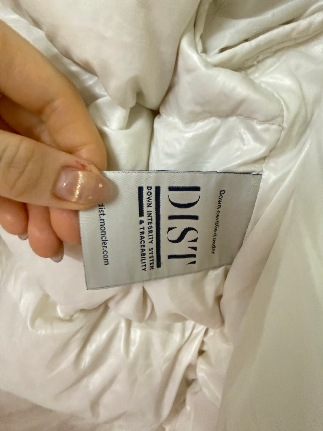 몽클레어 여성 숏패딩 어이보리 2사이즈 상품이미지9