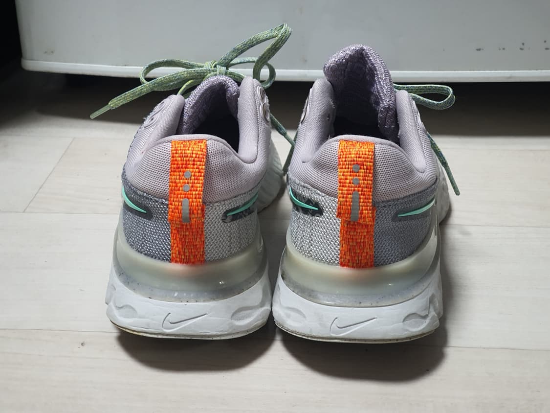 나이키 리액트 인피니티 런 플라이니트 3, 240
 상품이미지5