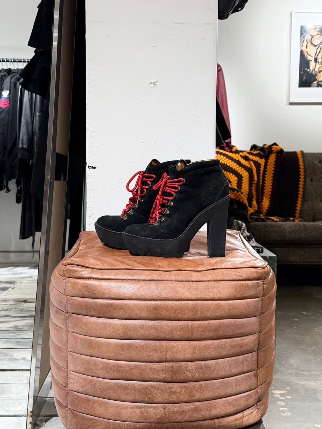 폴로 랄프로렌 블랙 헬렌 스웨이드 플랫폼 하이킹 부츠 상품이미지1