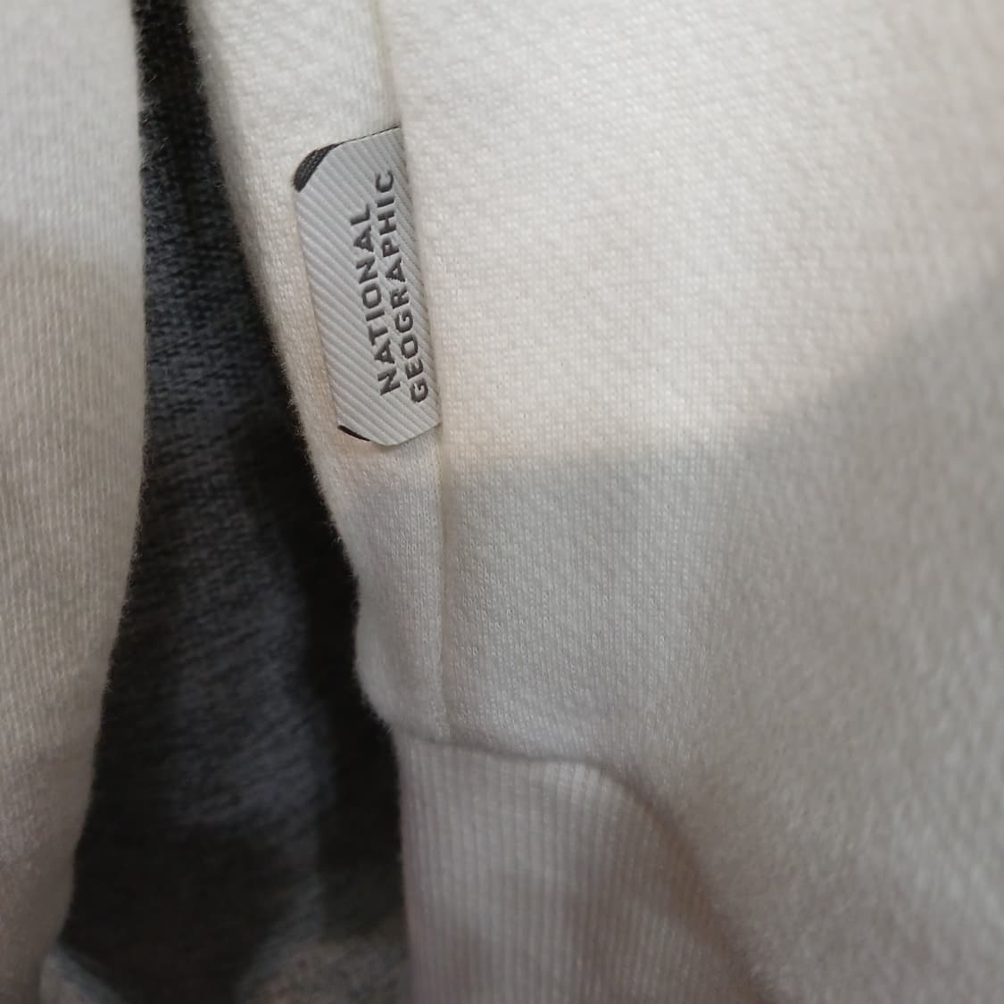 내셔날지오그래픽 기모 맨투맨 상품이미지4