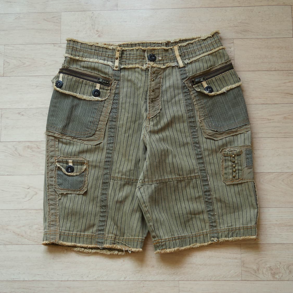 바운티 헌터 멀티 포켓 카고 팬츠 상품이미지1