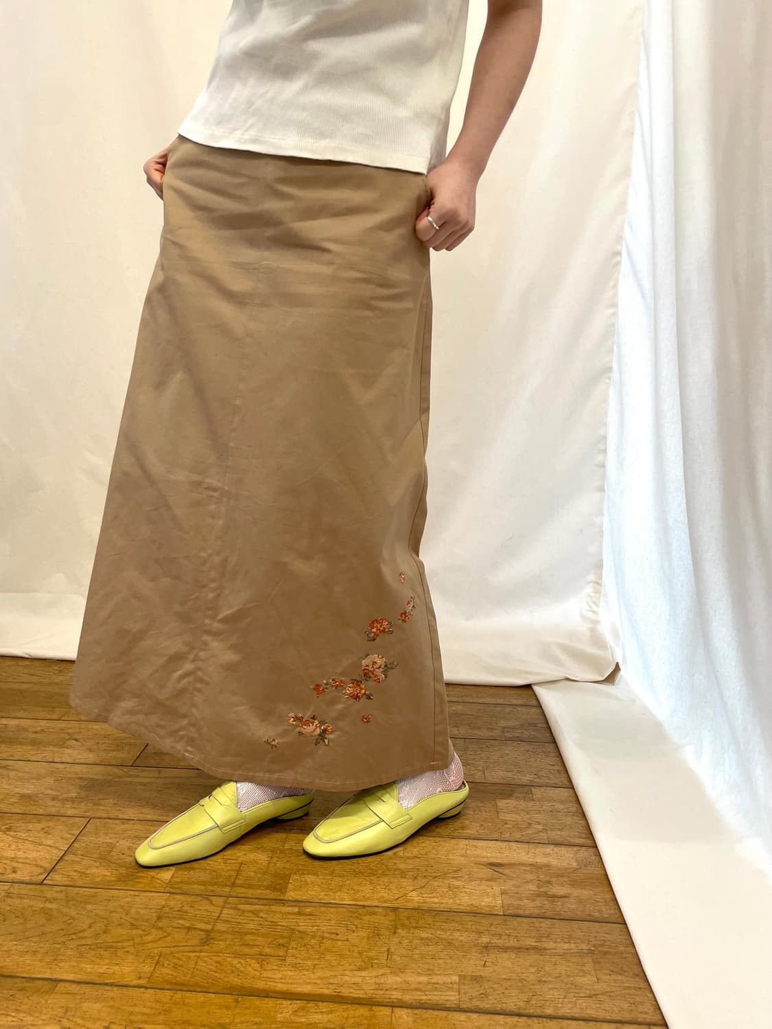 flower embroidered skirt 상품이미지1