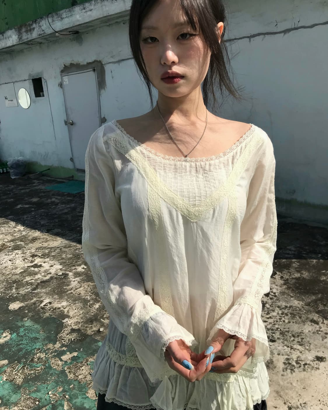 아이보리 로맨틱 레이스 블라우스 상품이미지2