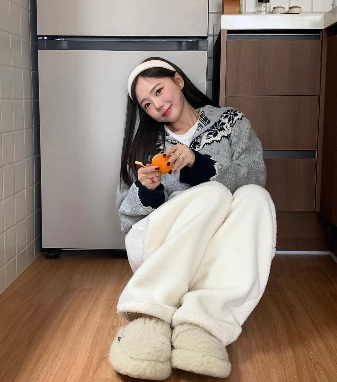 홍영기 키시닝 플리스 양털 뽀글이 조거 팬츠 상품이미지1