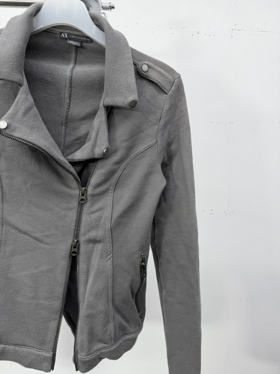 Armani Exchange Asymmetric Zip Rider JK 상품이미지9