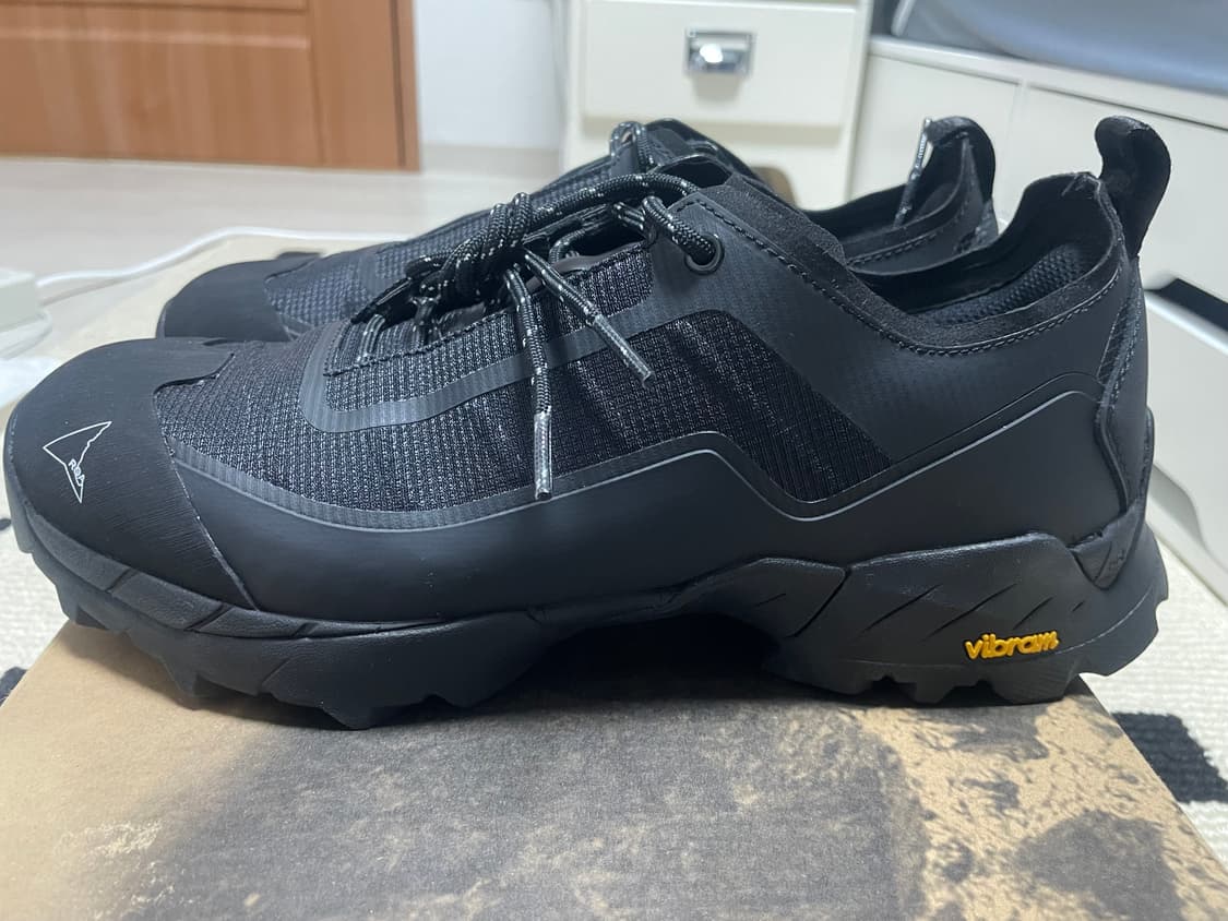 로아 카타리나 라이트 블랙 43 상품이미지5