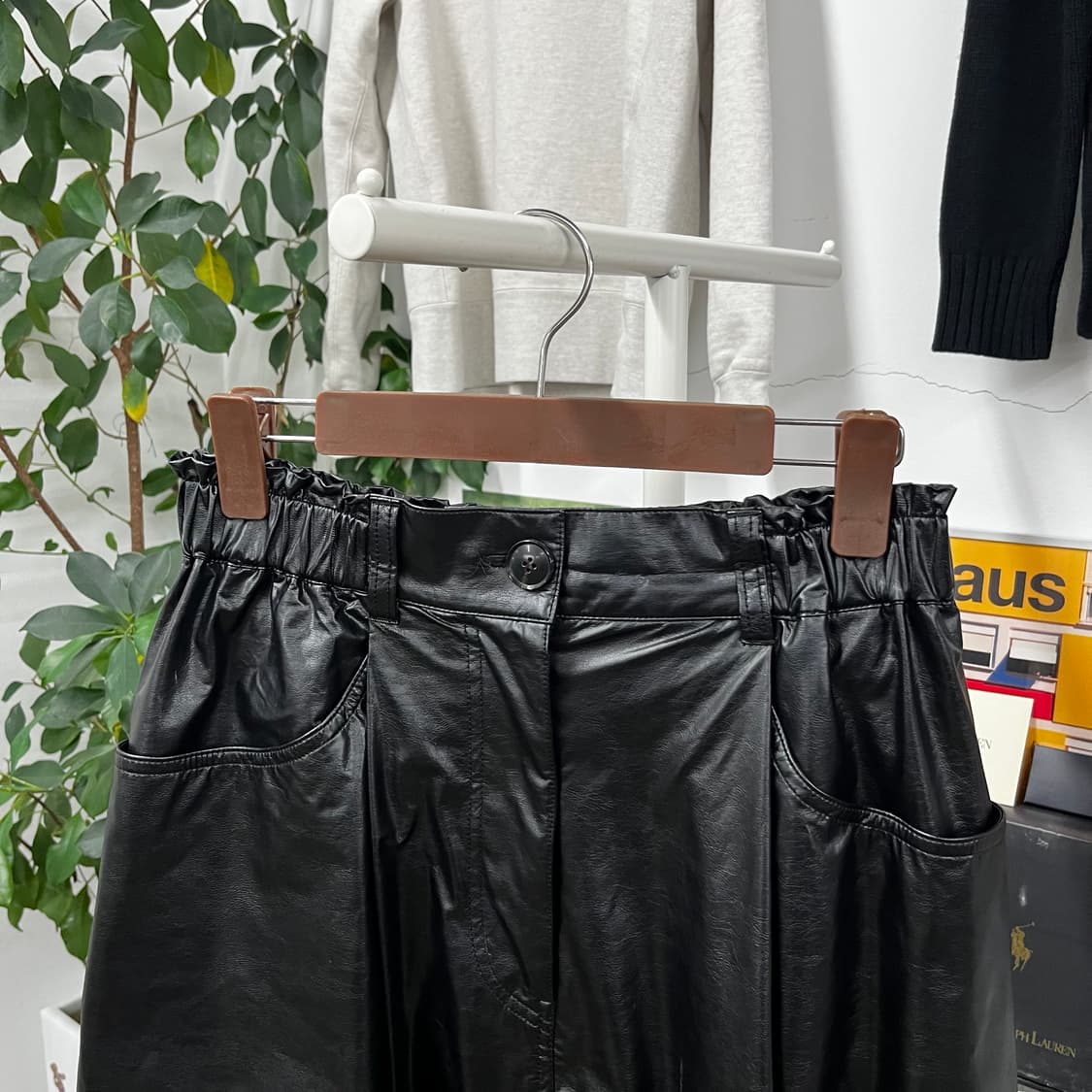 비이커 레더 스커트 1 상품이미지2