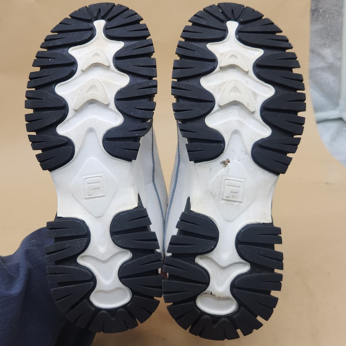 휠라 키네마틱 남성운동화 270 상품이미지3