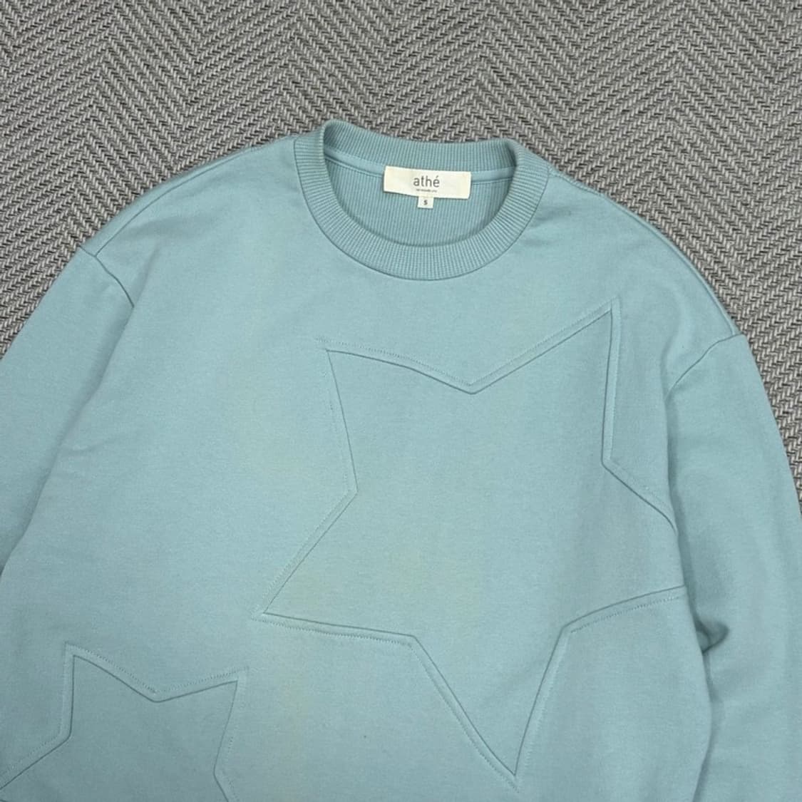 아떼 바네사브루노 별 스티치 맨투맨 v1339 상품이미지3