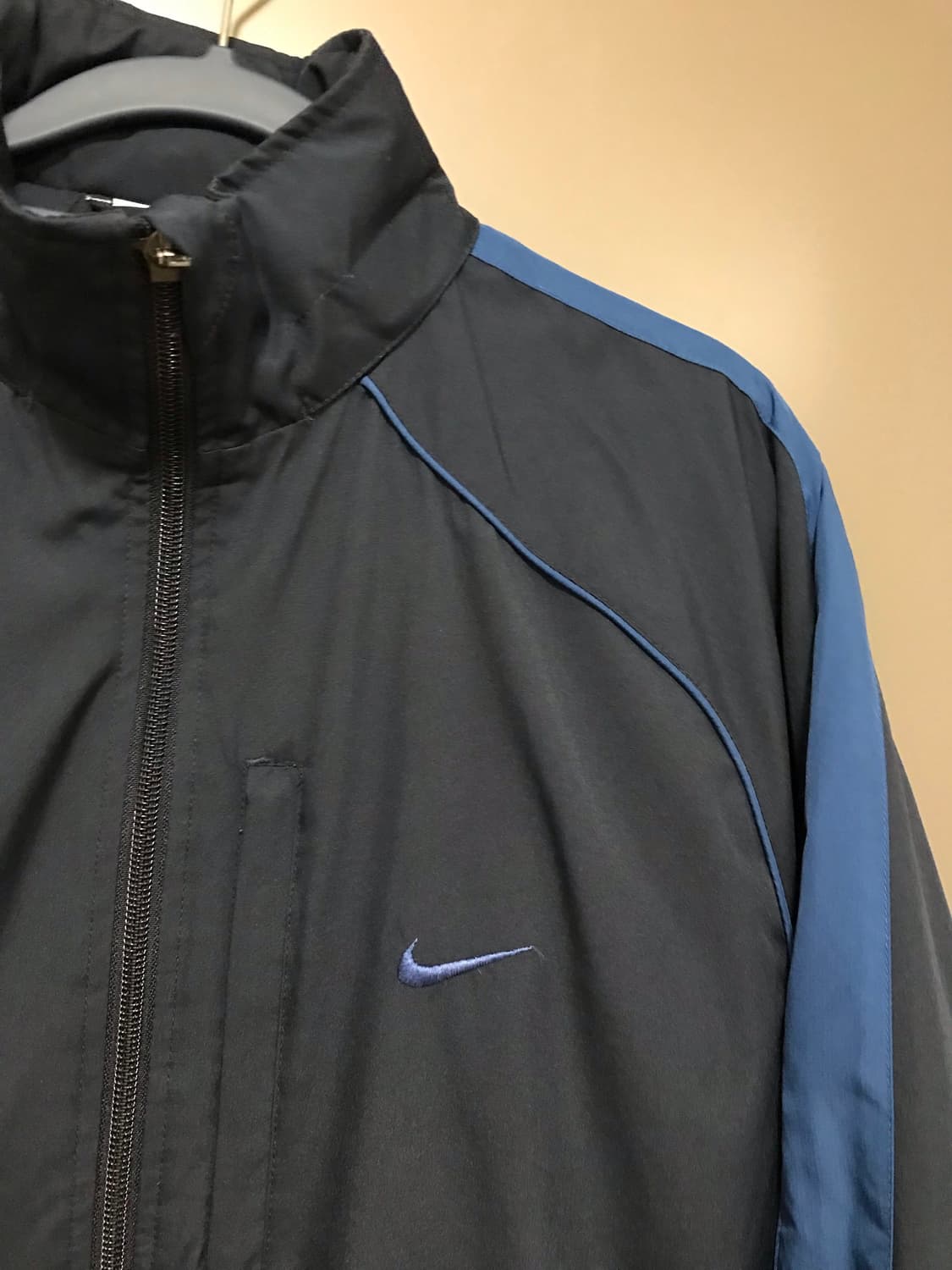 나이키 일본판 빅로고 바람막이 상품이미지2