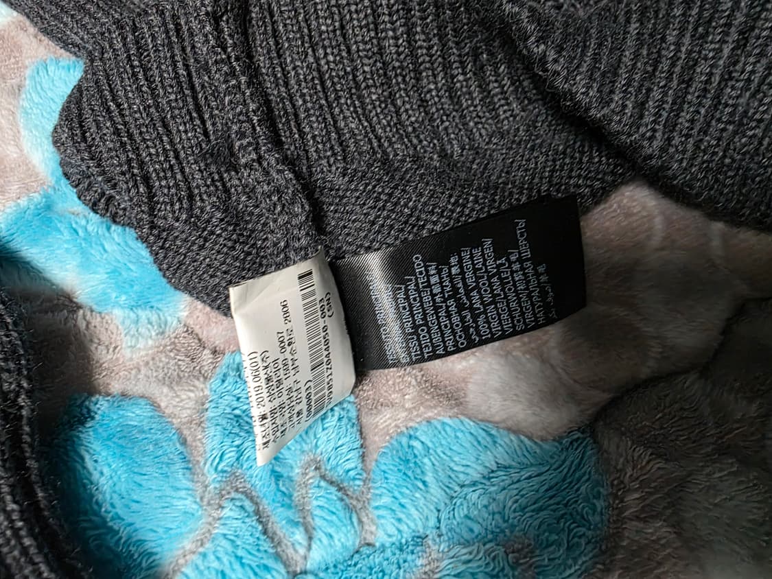 자노네 니트 판매합니다 상품이미지3