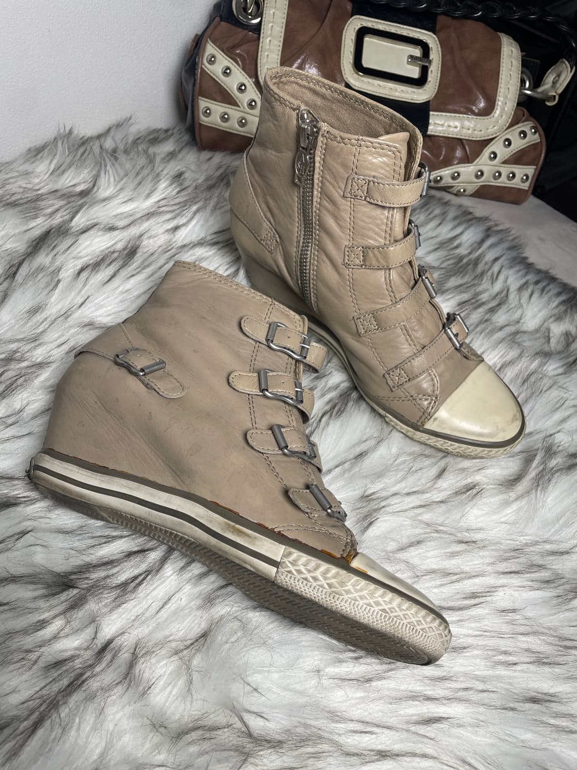 Ash 베이지 텔마 힐 상품이미지3