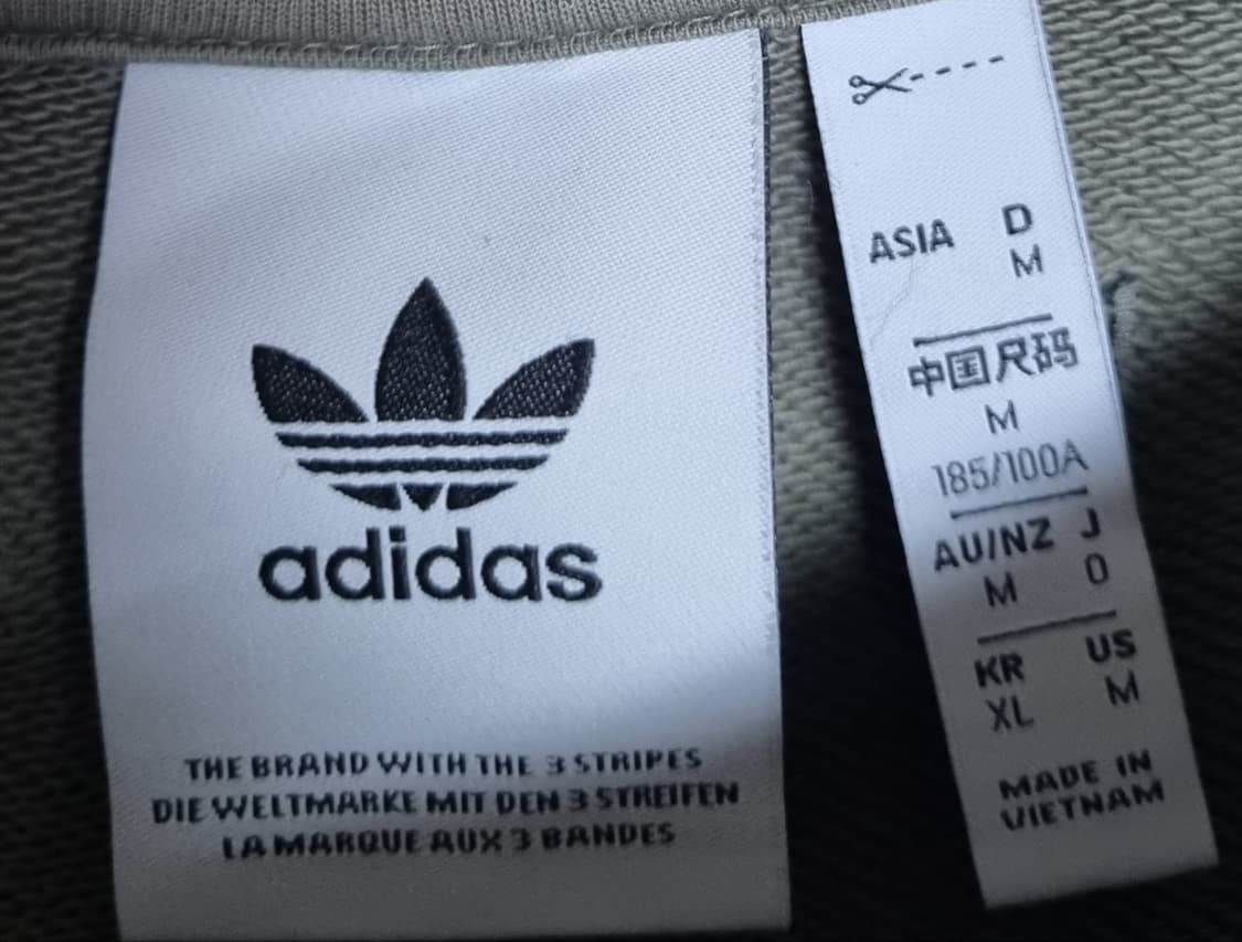 XL ) 아디다스 카키 포켓 맨투맨 상품이미지3