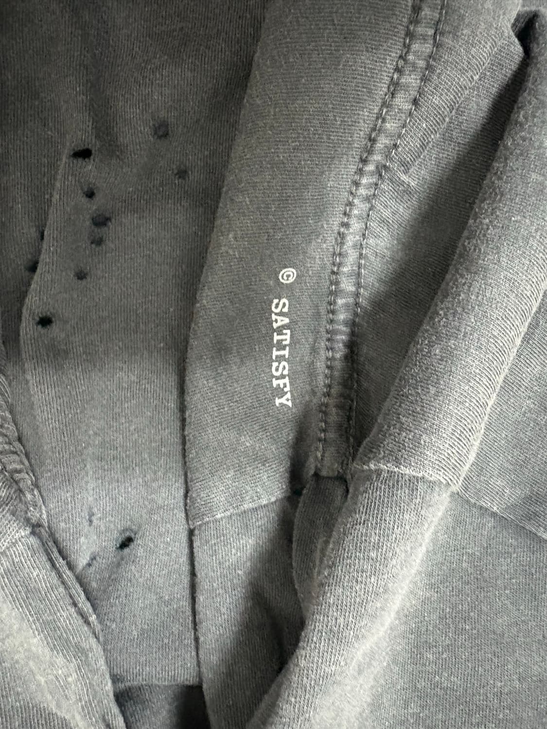 새티스파이 모스테크 티셔츠 L 에이지드 블랙 상품이미지3