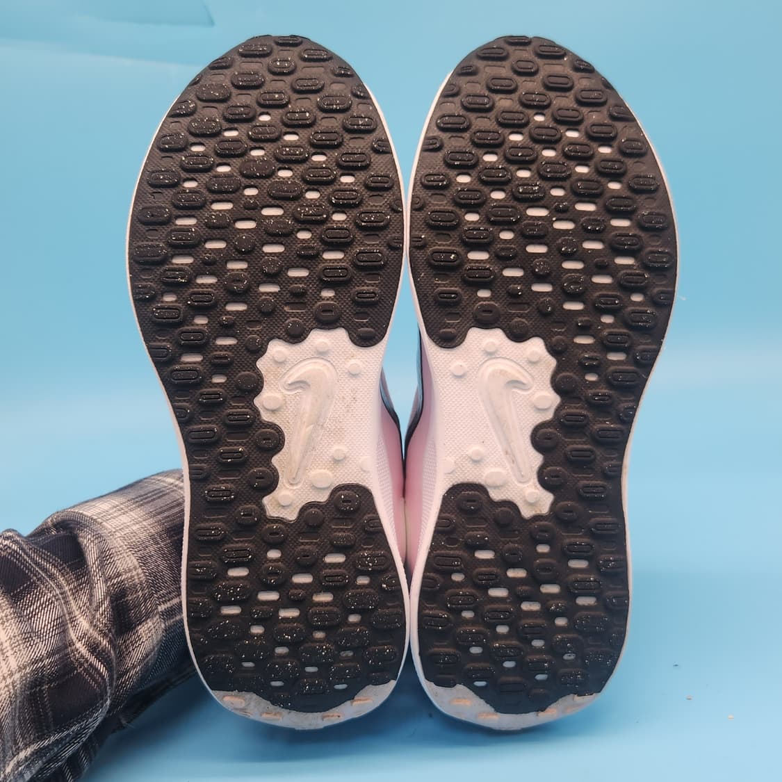 h 나이키 레볼루션7 핑크여성런닝화 235 상품이미지3