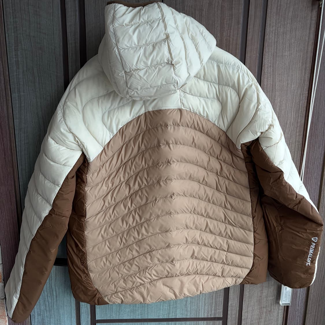 새상품(XL) 나이키 ACG 라바 플로우 써마핏 ADV 자켓 라이트 카키 상품이미지3