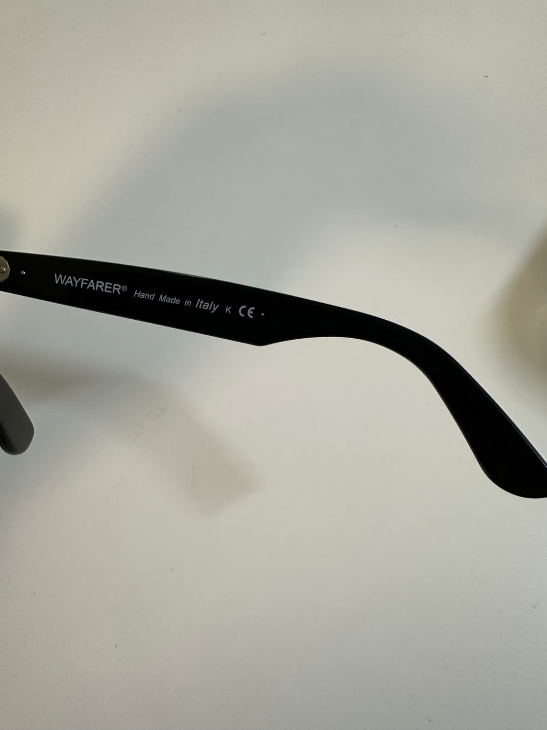 레이밴 2140 901 50-22 상품이미지2