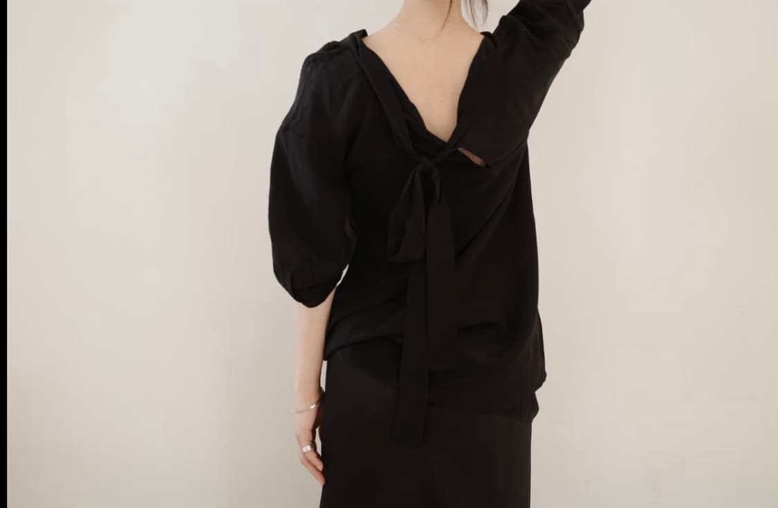 프라다 백 리본 반팔 블라우스 상품이미지7