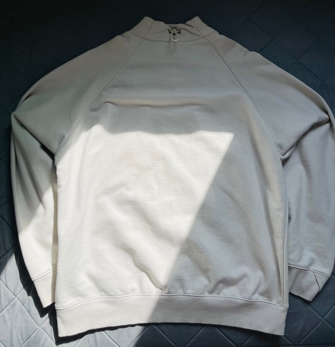 iise 아이보리 반집업, 반바지 셋업 L 상품이미지2