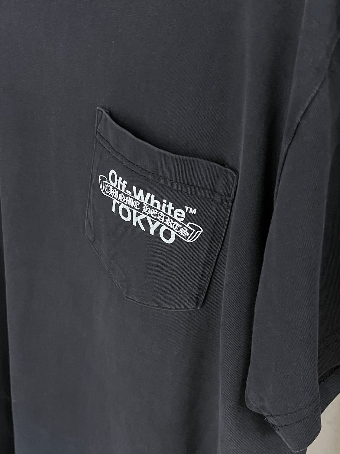 CHROME HEARTS x OFF WHITE TOKYO T-SHIRT 상품이미지3