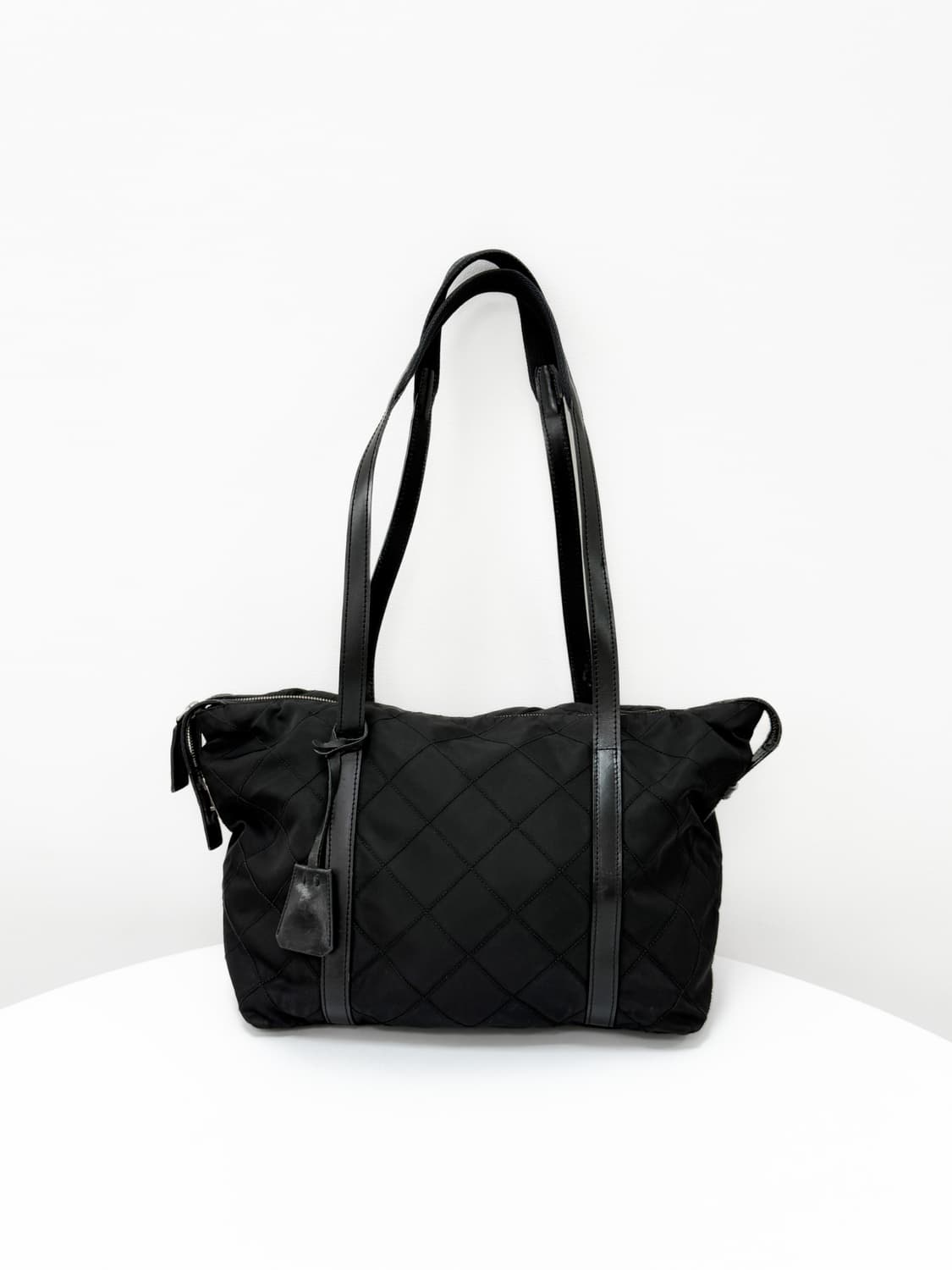 프라다 퀼팅 테수토 나일론 숄더백 상품이미지5