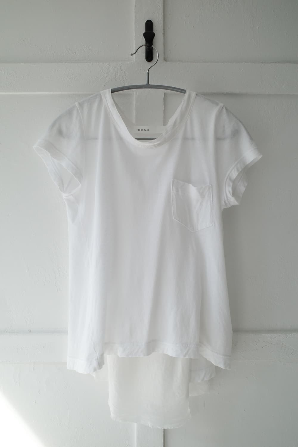 [Sacai luck] 백 셔링 티셔츠 상품이미지2