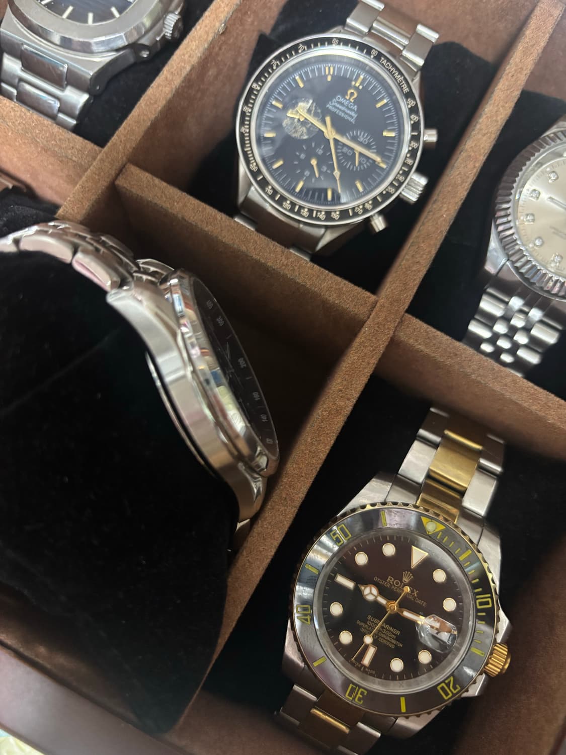 CITIZEN 시티즌 에코 드라이브 크로노그래프 AT2140-55E 상품이미지4