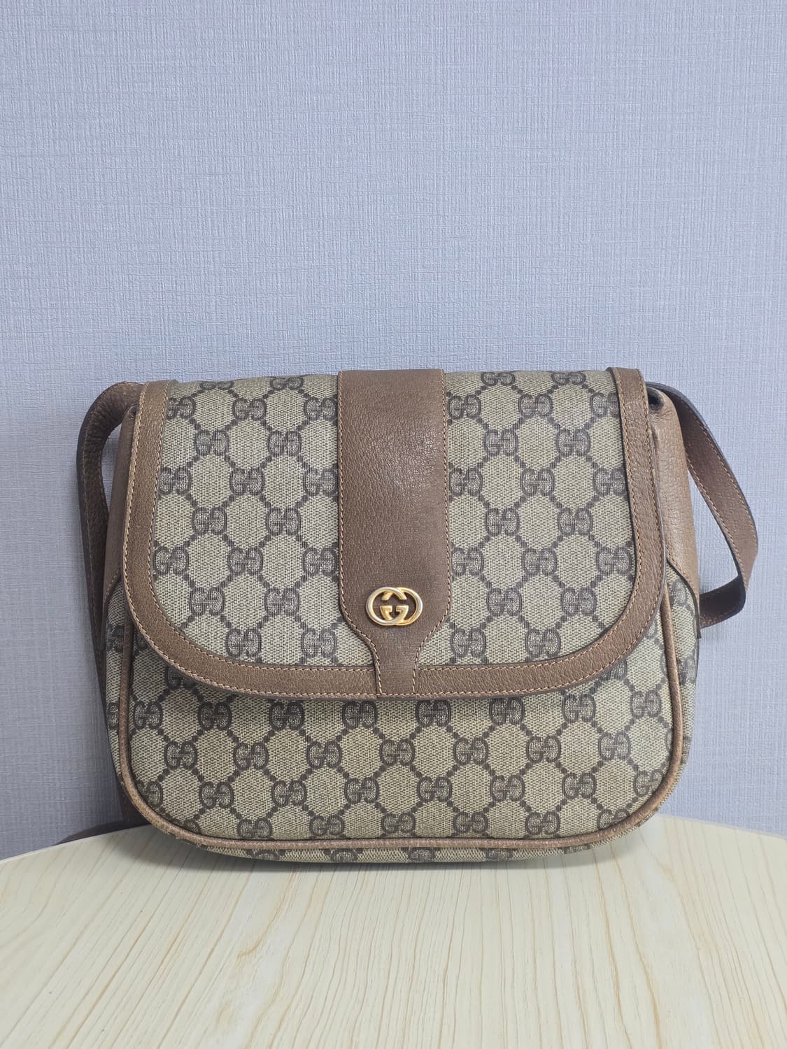 Gucci 구찌 모노그램 빈티지 숄더백 브라운  상품이미지1