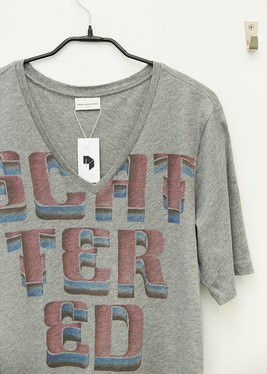 V-neck Graphic Printing T-Shirt 상품이미지2