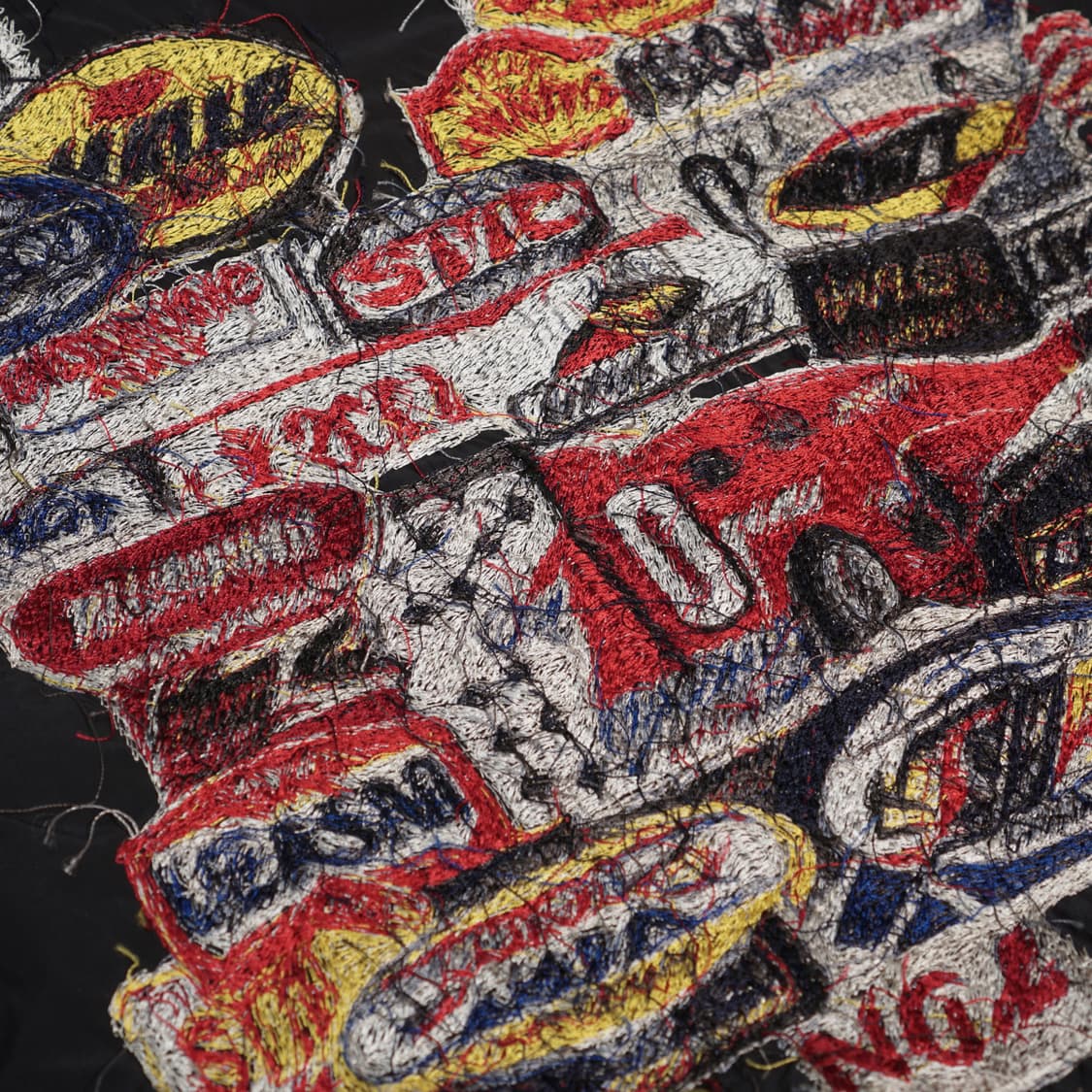 더블렛 자수 패치워크 트랙 자켓 상품이미지7