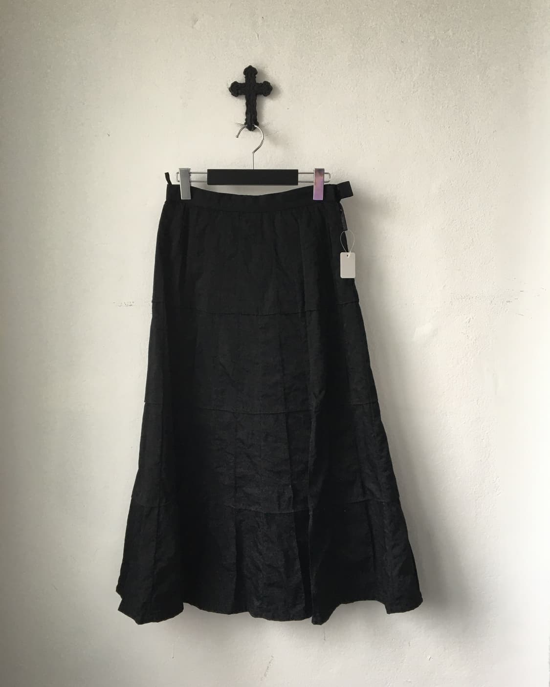 Glossy long skirt 상품이미지1