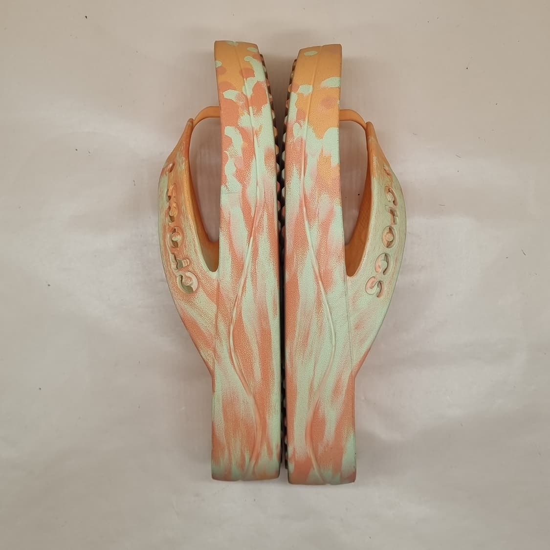 크록스 바야 플립 여성쪼리 240 상품이미지5