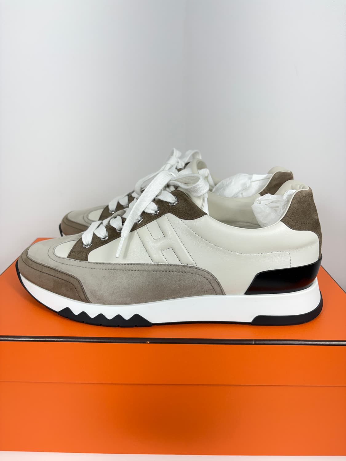 [41]에르메스 트레일 스니커즈 카프스킨 스웨이드 상품이미지4