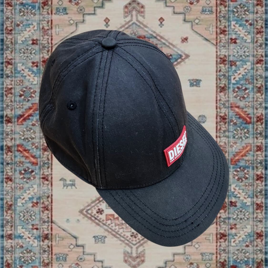DIESEL 디젤 블랙 로고 볼캡 Free size - 착샷 o 상품이미지3