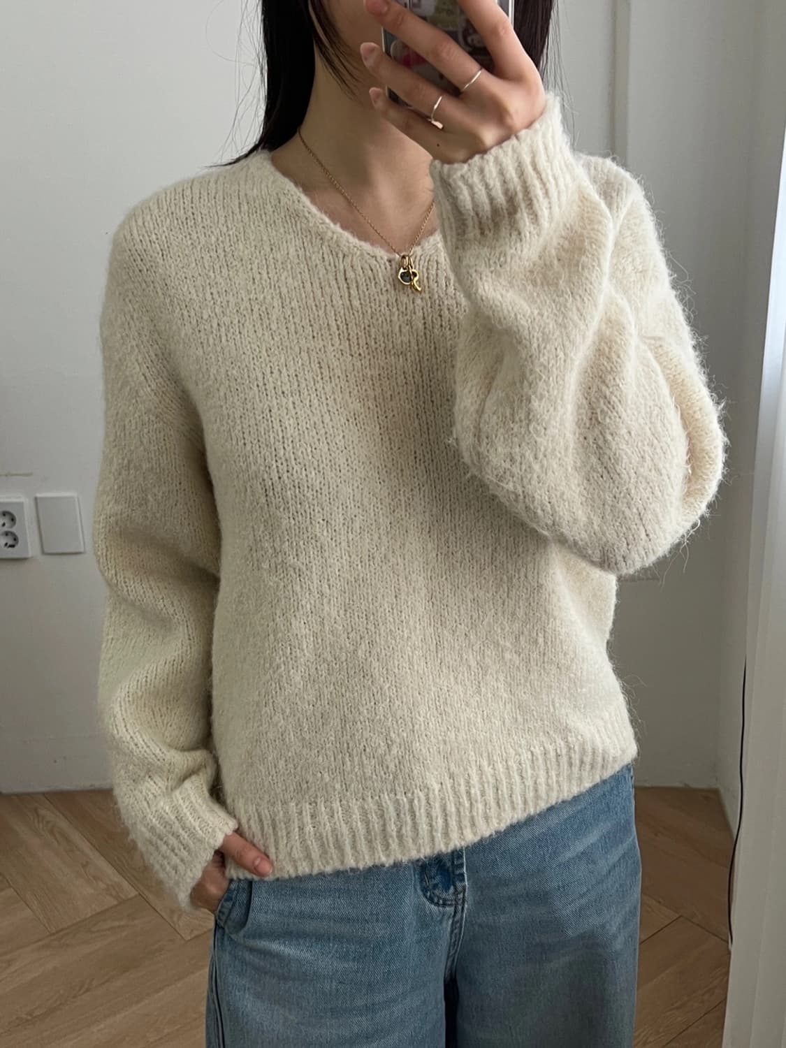 로우클래식 니트 상품이미지4