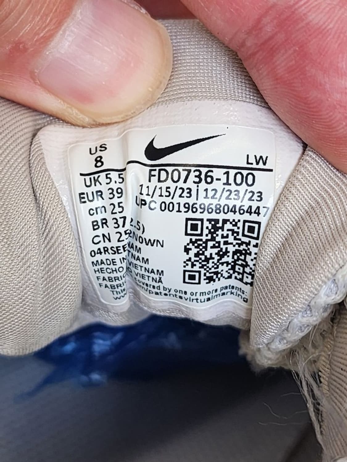 NIKE V2K 런 퓨어 플래티넘 메탈릭 실버 250 상품이미지7