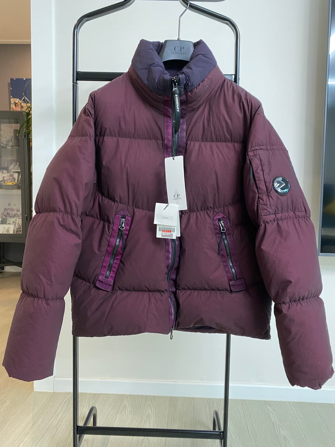 cp컴퍼니 24FW bi-tm 패딩 S 상품이미지2