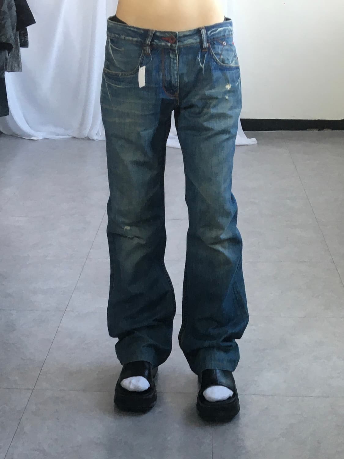 Washing denim pants 상품이미지1