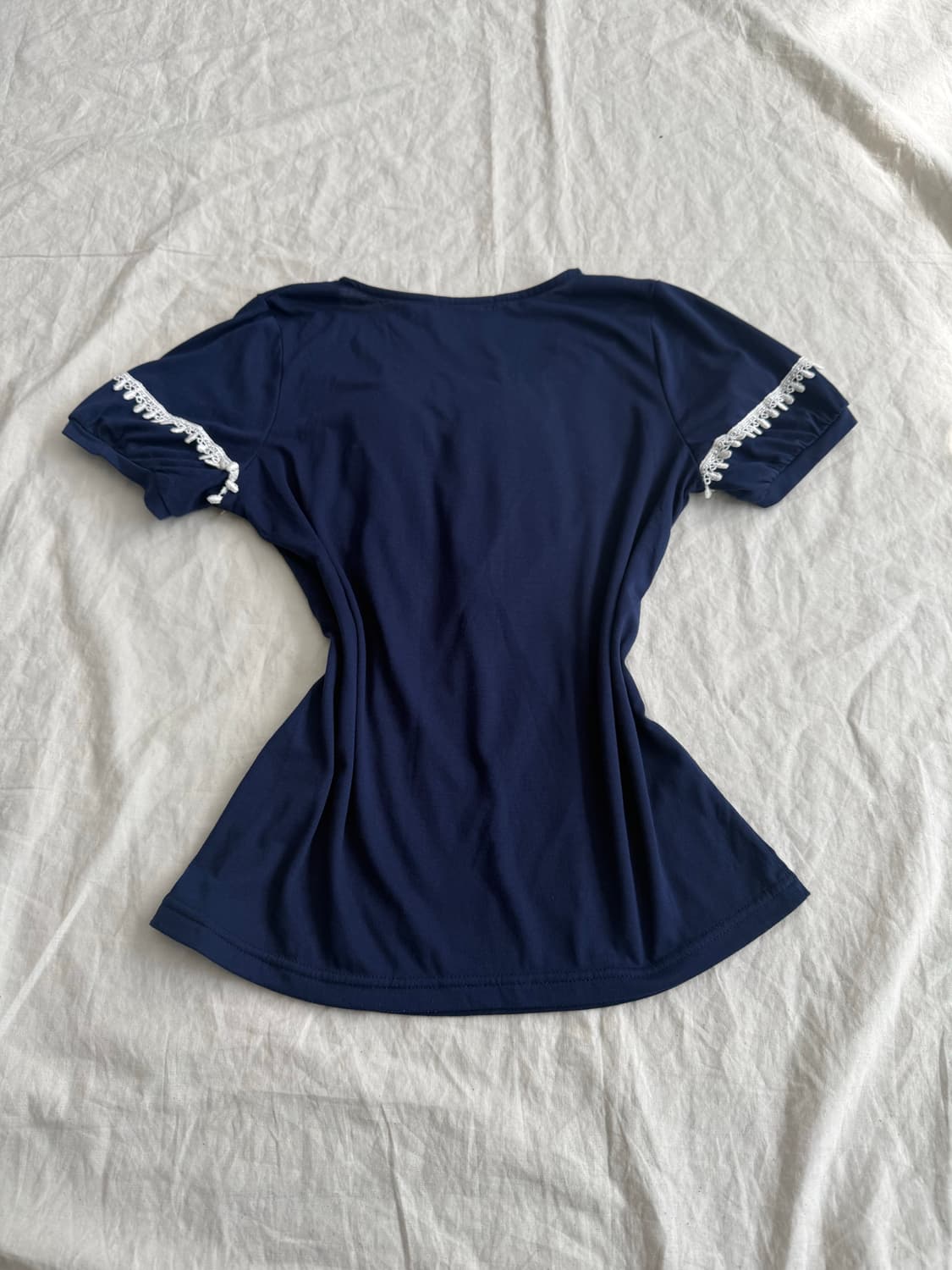 엑시즈팜 네이비 왕리본 로걀 반팔 블라우스 상품이미지5