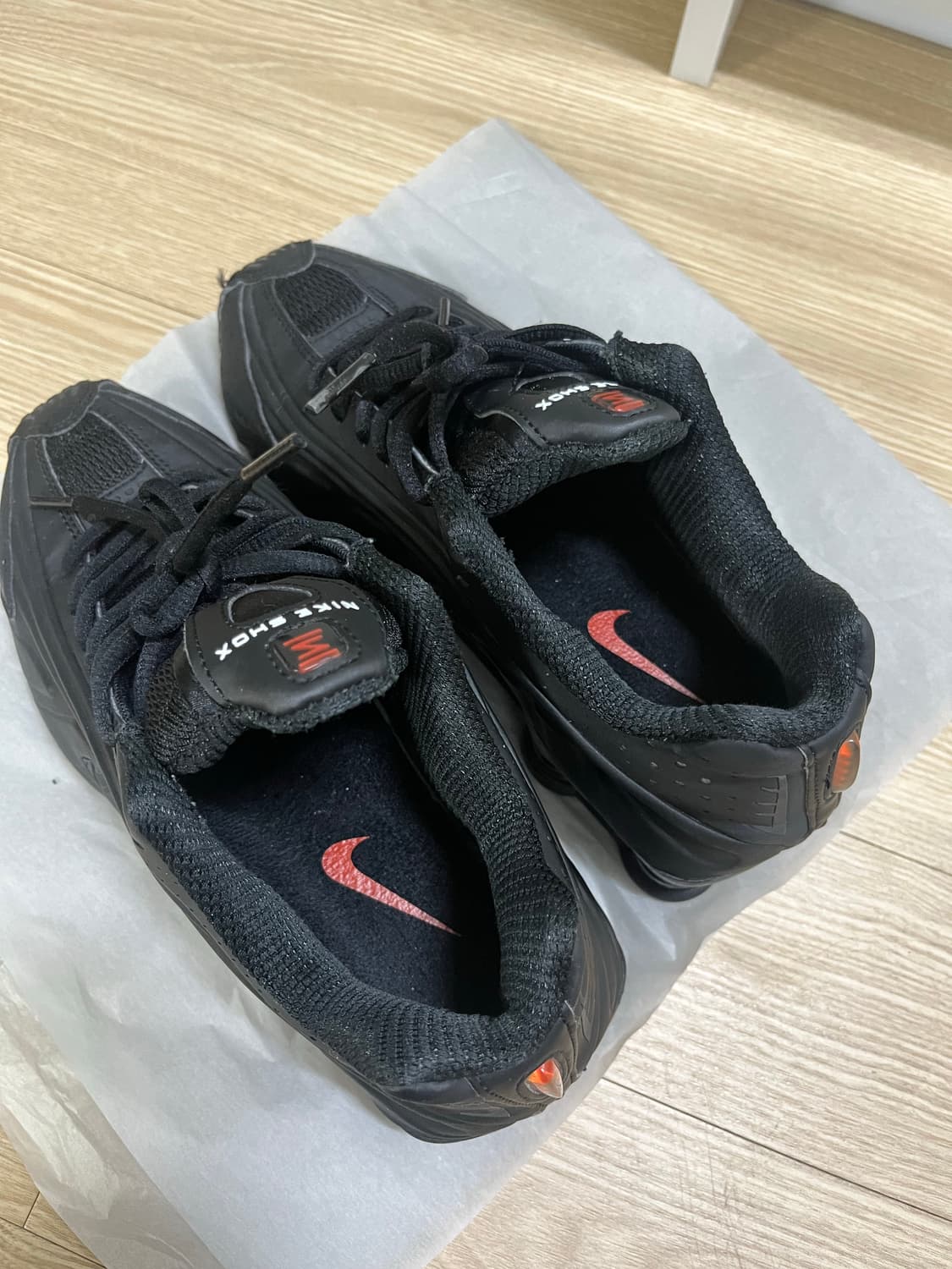 나이키 샥스 R4 상품이미지5