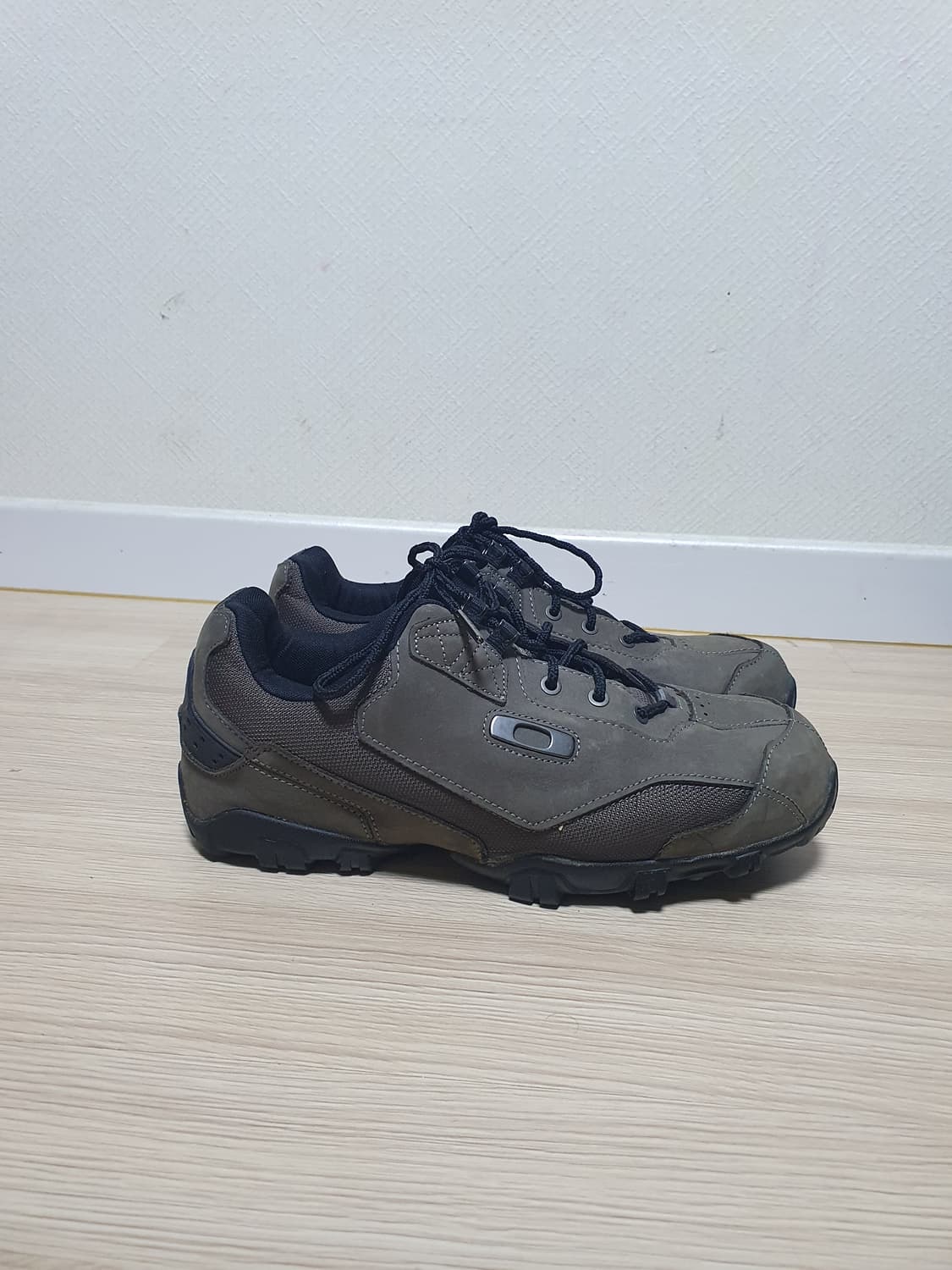 오클리 바탈리온 로우 트레킹화 300 상품이미지1