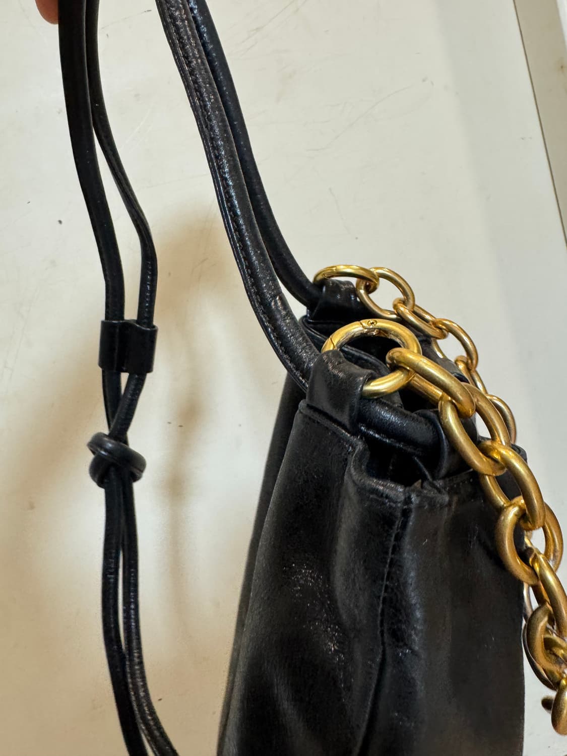 아떼 바네사브루노 블랙 숄더백 상품이미지9