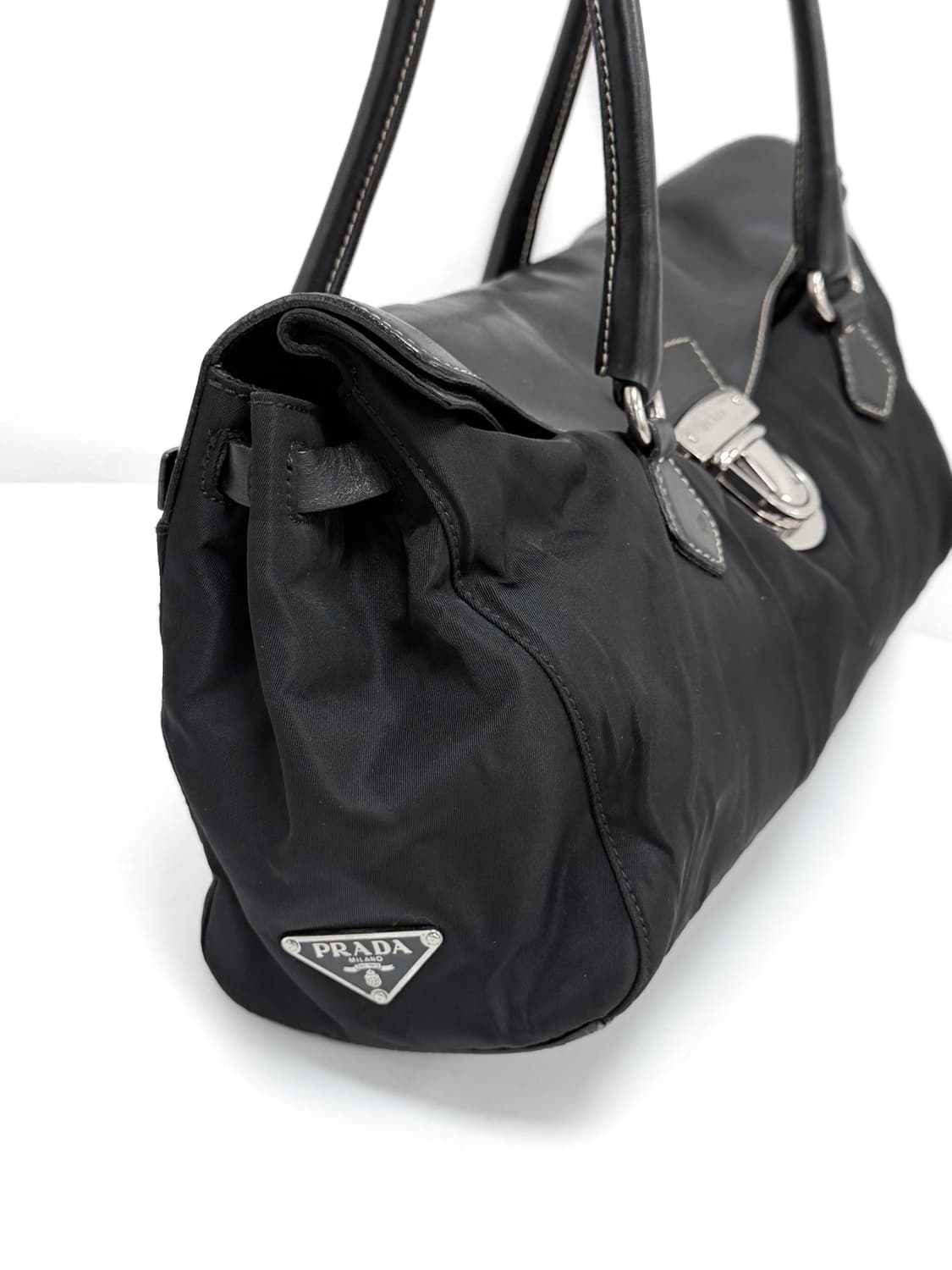 프라다 포코노 레더 트리밍 버클 숄더백 상품이미지2